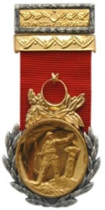 turk-silahli-kuvvetleri-ustun-cesaret-ve-feragat-madalya