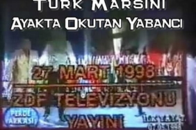 0022_turk-marsini-ayakta-okutan-yabanci