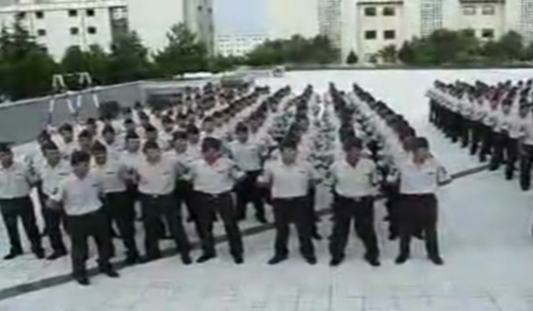 Komandoların Yemini