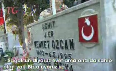 0076_sehitlikte-bayram-gunu
