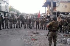 bu-bayrak-siiri-ve-komando-marsi-boyle-okunur-johler