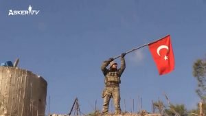 burseya-dagina-turk-bayragini-dikildi