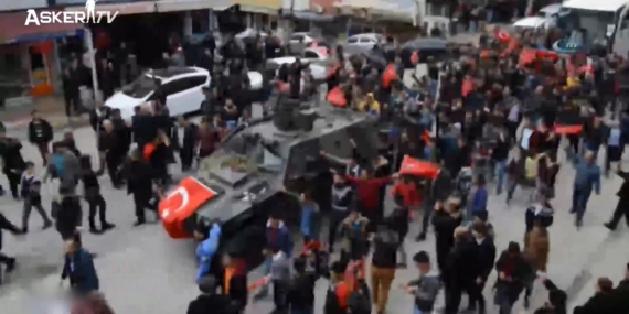 JÖH timleri Adıyaman’da birliklerinden zor çıktı