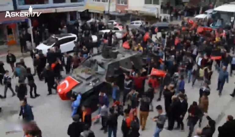 JÖH timleri Adıyaman’da birliklerinden zor çıktı