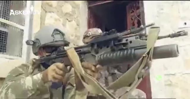 ozel-timler-afrinde-sahaya-indi