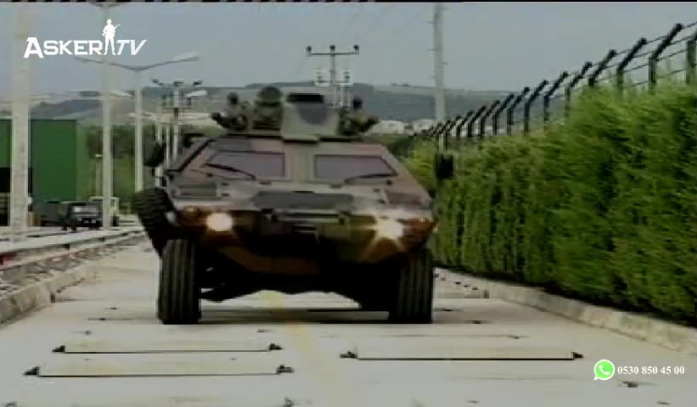 Otokar Cobra Hafif Zırhlı Tekerlekli Araç ve Amfibik Versiyon Teknik Özelliklerle Tanıtım
