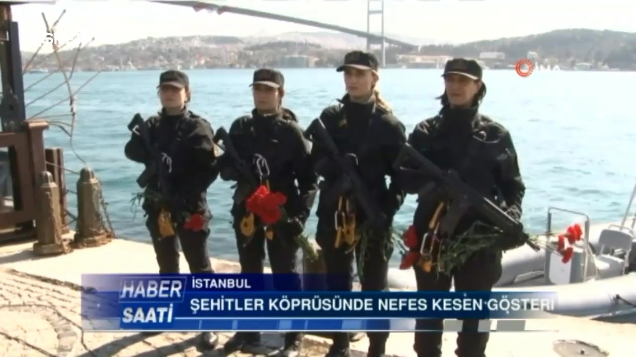 15-temmuz-koprusunde-kadin-komandolarin-gosterisi