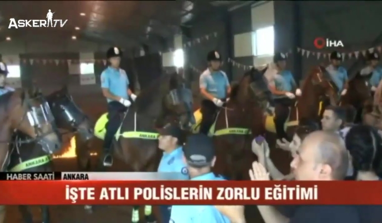 Atlı Polislerin Zorlu Eğitimi
