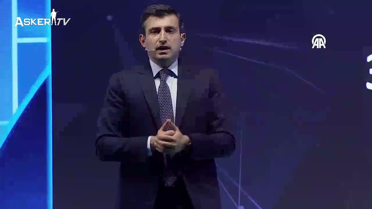 baykar-selcuk-bayraktar-saha-expo-2024-fuari-key-note-oturumunda-konusuyor