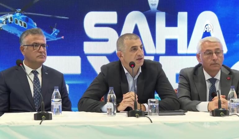 SAHA İstanbul Yönetim Kurulu Başkanı ve Baykar Genel Müdürü Haluk Bayraktar, kapanış programında konuşuyor