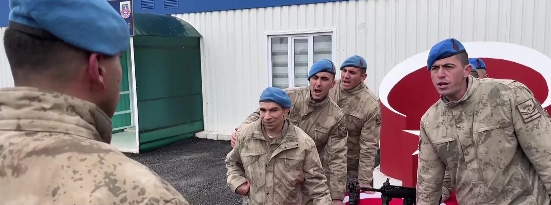 ertelenmis-hayaller-projesi-engelli-vatandasin-asker-olma-ruyasi-gercek-oldu