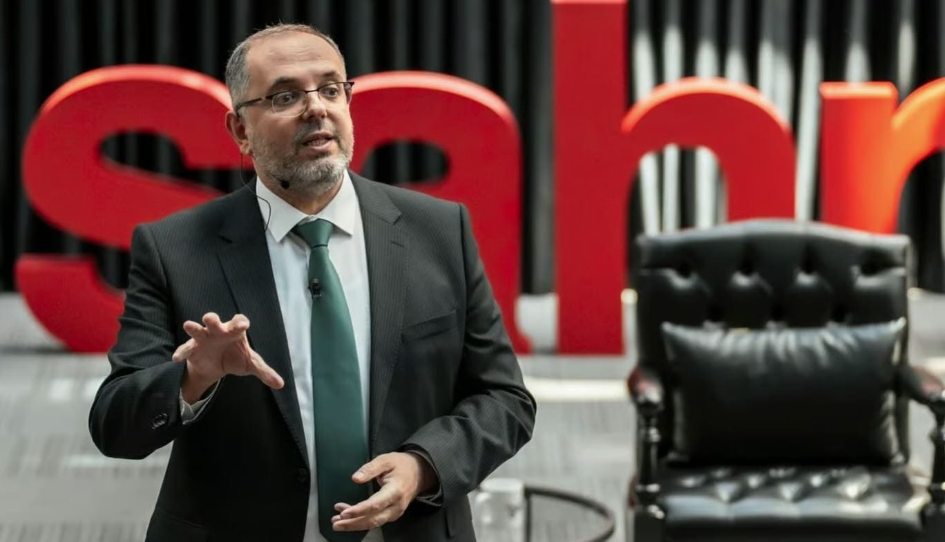 turk-milletinin-tarihi-direnci-ve-kizil-elma-hedefi-prof-dr-erhan-afyoncu-ile-bir-soylesi