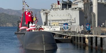 turkiyenin-deniz-kuvvetleri-gucune-guc-katti-tcg-piri-reis-ve-aksaz-tersanesi-hizmete-girdi