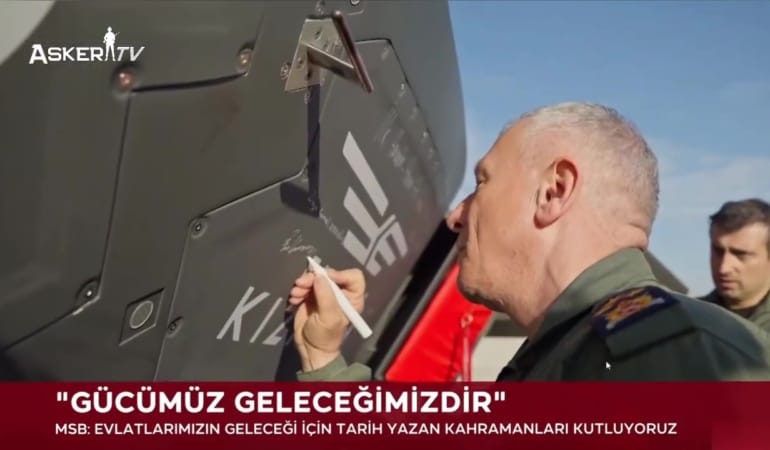 dunya-havacilik-tarihinde-yeni-cag-bayraktar-kizilelmadan-dunyada-bir-ilk