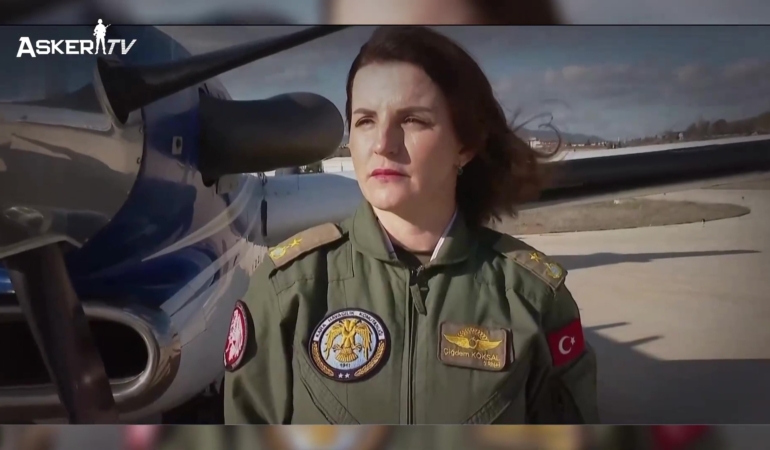 kara-pilot-binbasi-cigdem-koksalin-hikayesi-gokyuzunde-gorev-yerde-sorumluluk-her-aninda-gurur
