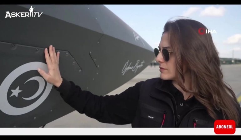 vatan-semalarinda-yeni-donem-bayraktar-kizilelmanin-pilot-lideri-elif-ergin-anlatti