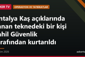 Antalya Kaş açıklarında yanan teknedeki bir kişi Sahil Güvenlik tarafından kurtarıldı